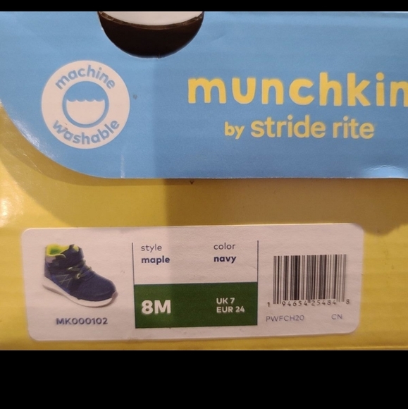 Munchkin Navy High top Sneakers kids size 8M - Picture 9 of 9
